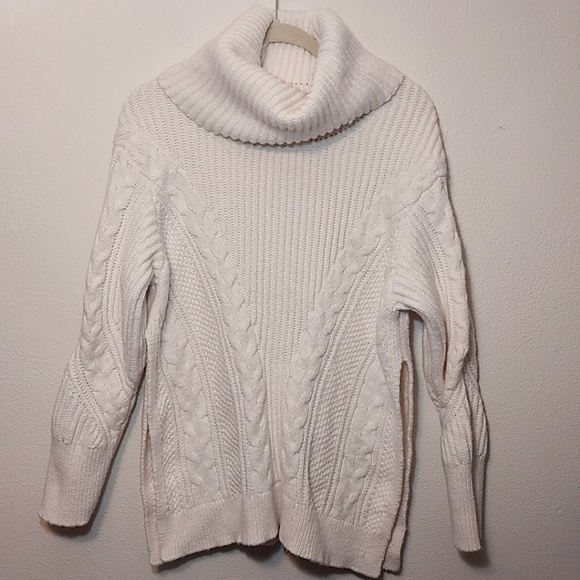 Chunky Turtleneck Sweater 